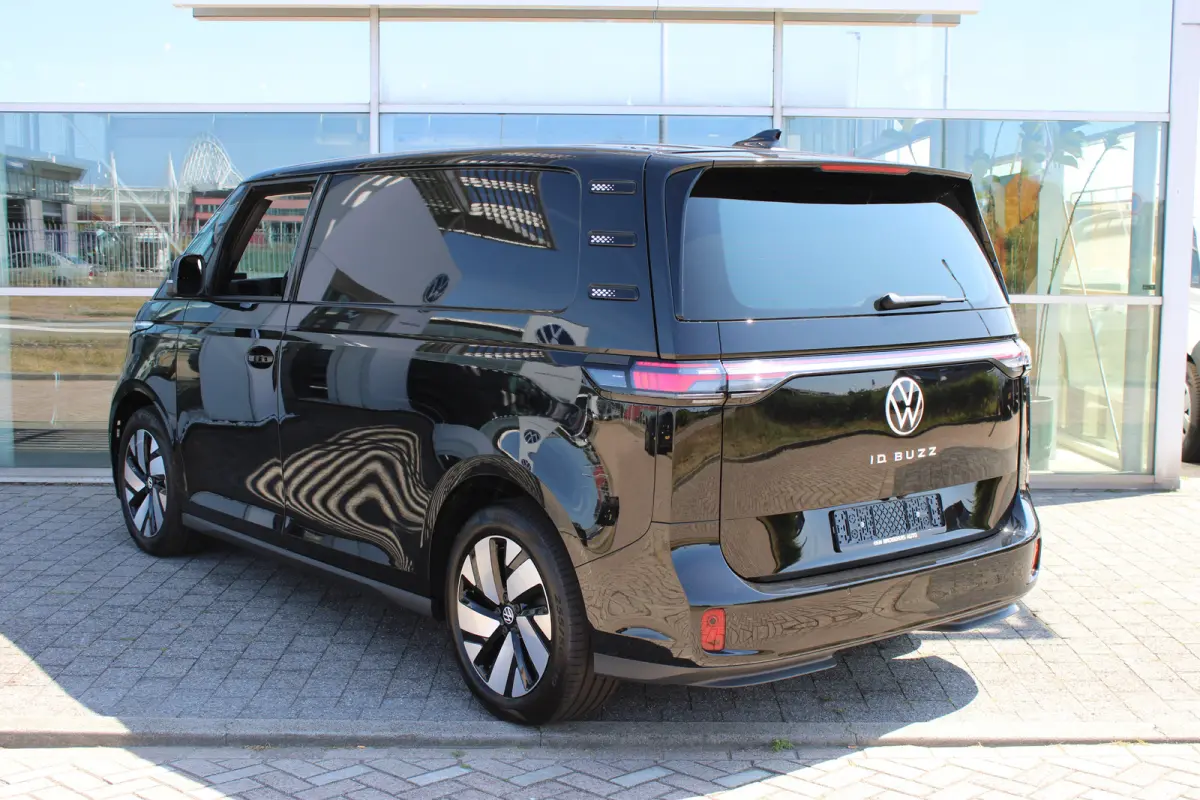 Bulli Limited Edition 286 PK 79 kWh | Achteruitrijcamera | Apple Carplay/Android Auto|telefoonintegratie premium | Cruise control adaptief met Stop&Go en stuurhulp