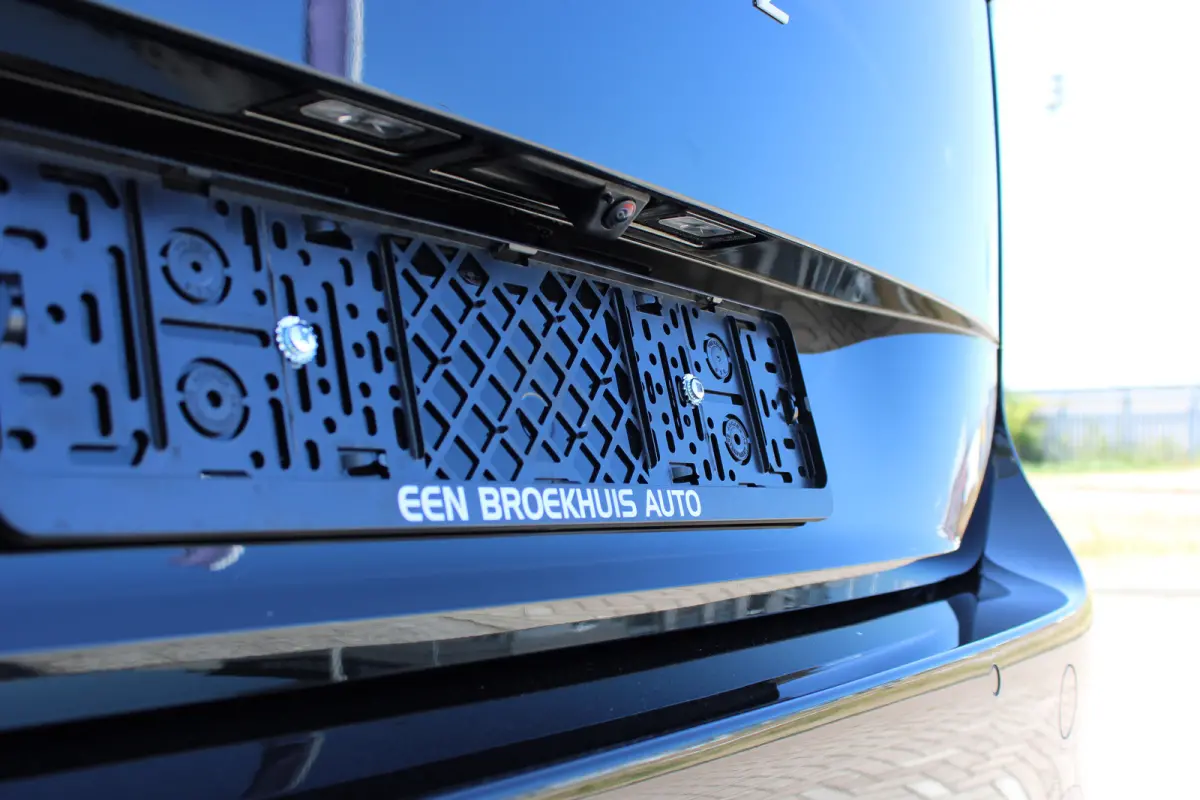 Bulli Limited Edition 286 PK 79 kWh | Achteruitrijcamera | Apple Carplay/Android Auto|telefoonintegratie premium | Cruise control adaptief met Stop&Go en stuurhulp