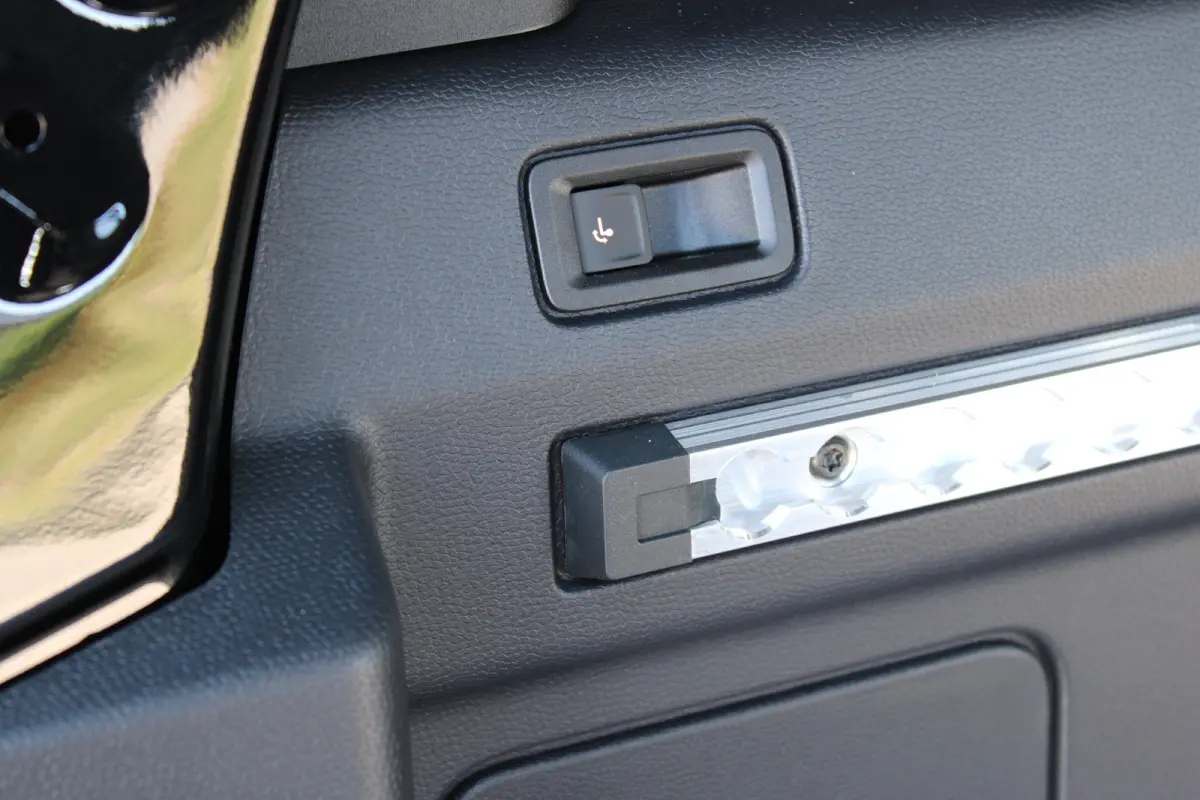 Bulli Limited Edition 286 PK 79 kWh | Achteruitrijcamera | Apple Carplay/Android Auto|telefoonintegratie premium | Cruise control adaptief met Stop&Go en stuurhulp