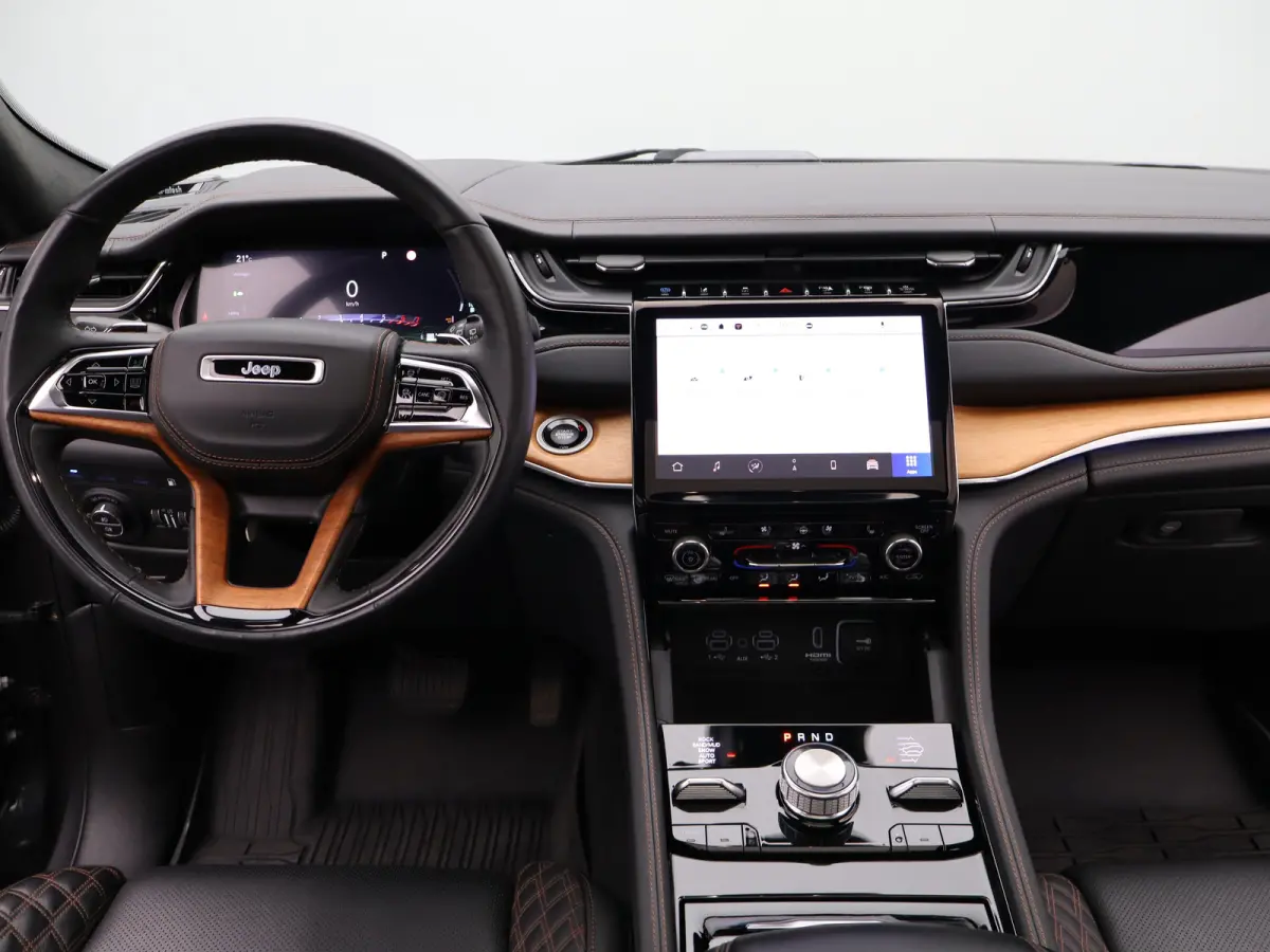2.0 Summit Reserve 4xe | SOH 92% | Luchtvering | McIntosh | Pano dak | 21"LMV | Stoelverw. en verkoeling V+A | Memory | Elek. stoelen | HUD | Passagier display | Carplay |