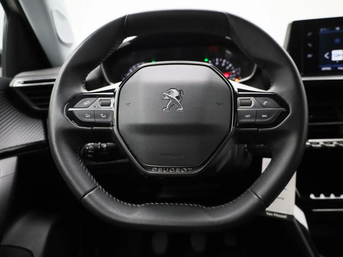 1.2 PureTech Allure | Wordt Verwacht | Apple Carplay / Android Auto | Parkeersensoren | Climate Control | Trekhaak |