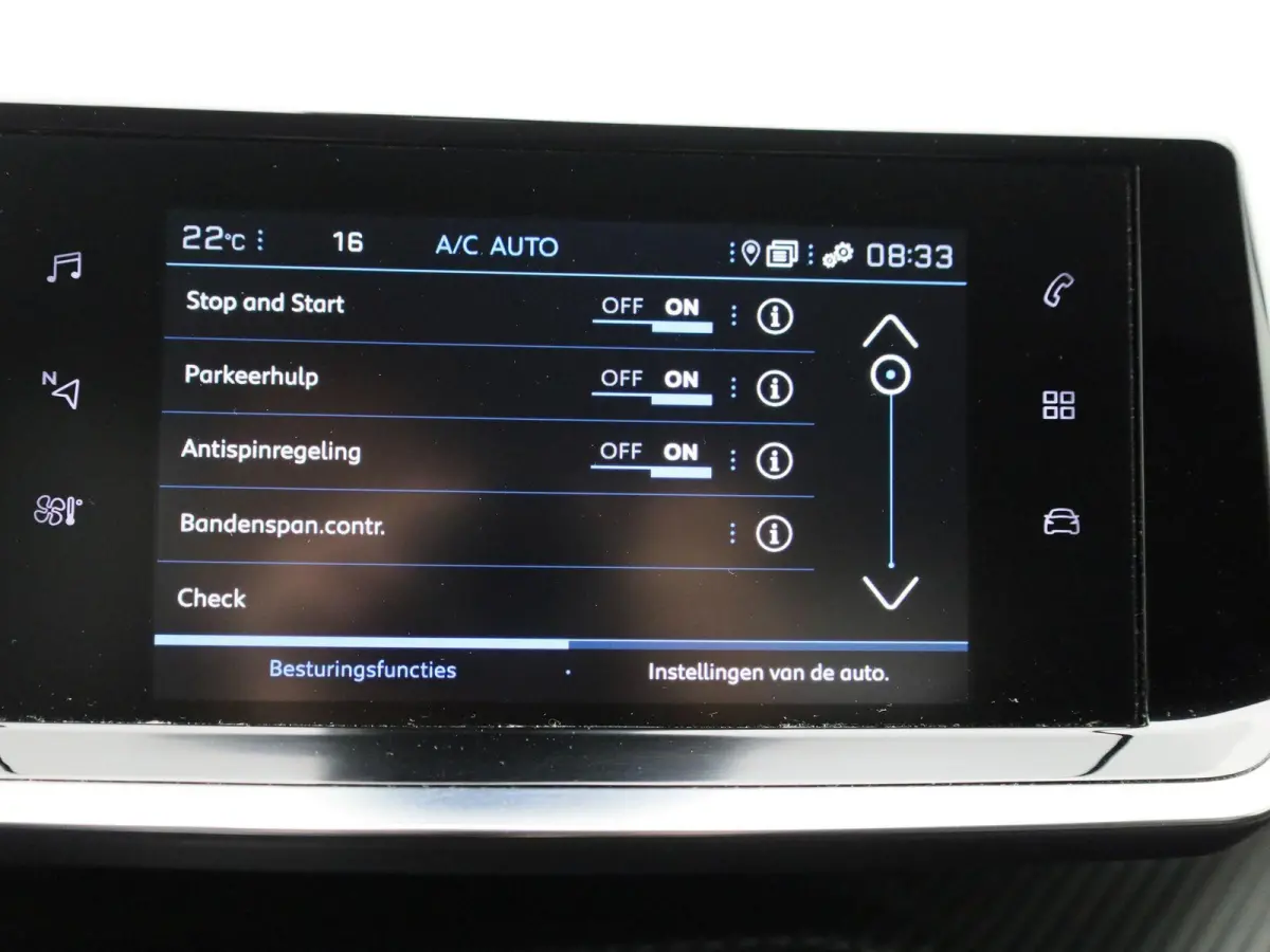 1.2 PureTech Allure | Apple Carplay / Android Auto | Parkeersensoren | Climate Control | Trekhaak |