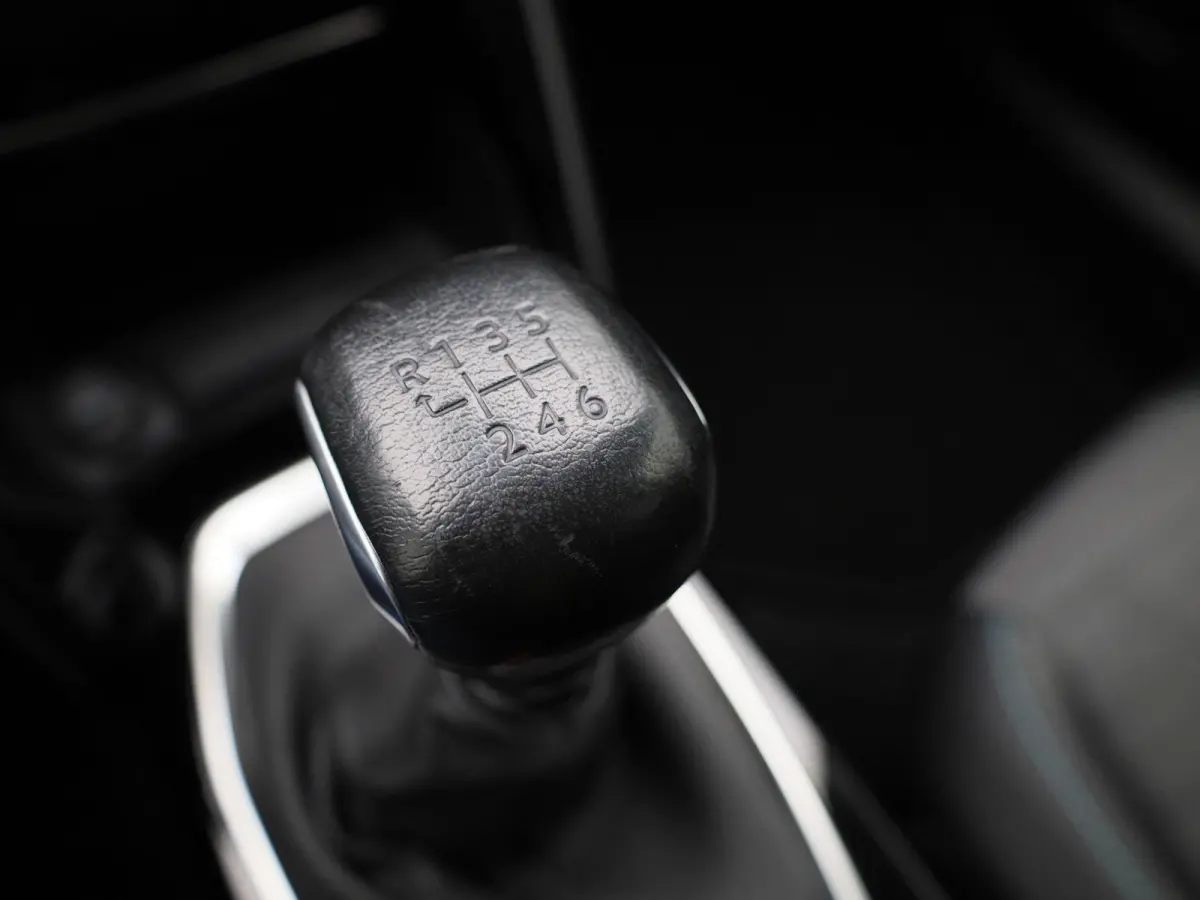 1.2 PureTech Allure | Apple Carplay / Android Auto | Parkeersensoren | Climate Control | Trekhaak |