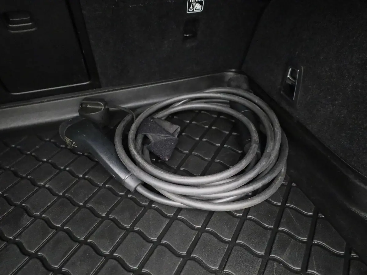 Long Range Single Motor 82 kWh | Automaat | Apple Carplay / Android Auto | Stoelverwarming | Achteruitrijcamera | Parkeersensoren | Trekhaak |
