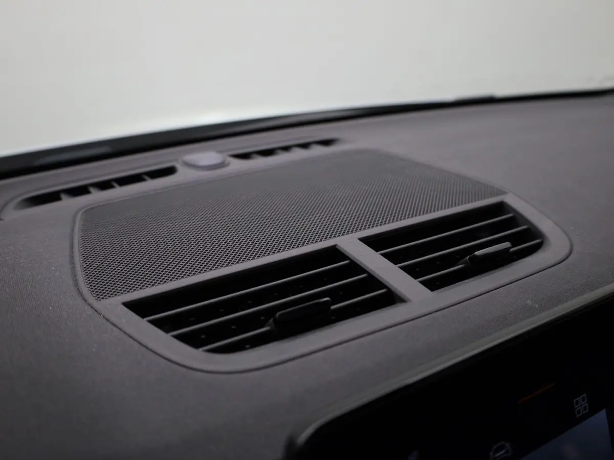 Long Range Single Motor 82 kWh | Automaat | Apple Carplay / Android Auto | Stoelverwarming | Achteruitrijcamera | Parkeersensoren | Trekhaak |