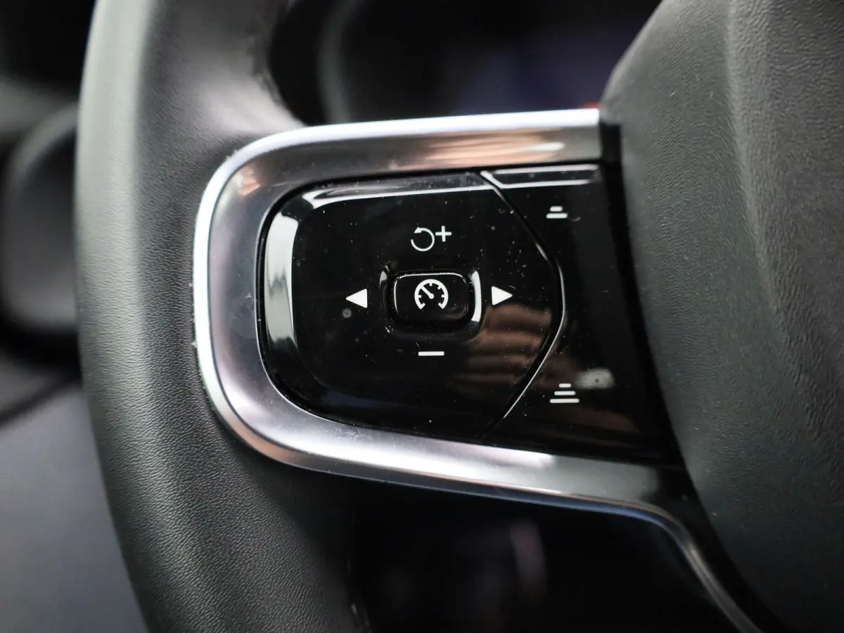 Long Range Single Motor 82 kWh | Automaat | Apple Carplay / Android Auto | Stoelverwarming | Achteruitrijcamera | Parkeersensoren | Trekhaak |