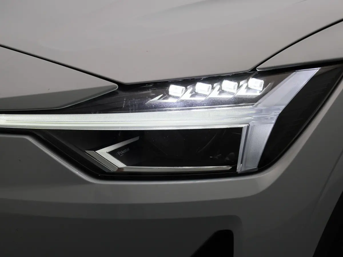 Long Range Single Motor 82 kWh | Automaat | Apple Carplay / Android Auto | Stoelverwarming | Achteruitrijcamera | Parkeersensoren | Trekhaak |