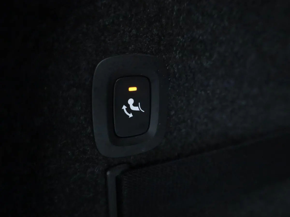 Long Range Single Motor 82 kWh | Automaat | Apple Carplay / Android Auto | Stoelverwarming | Achteruitrijcamera | Parkeersensoren | Trekhaak |