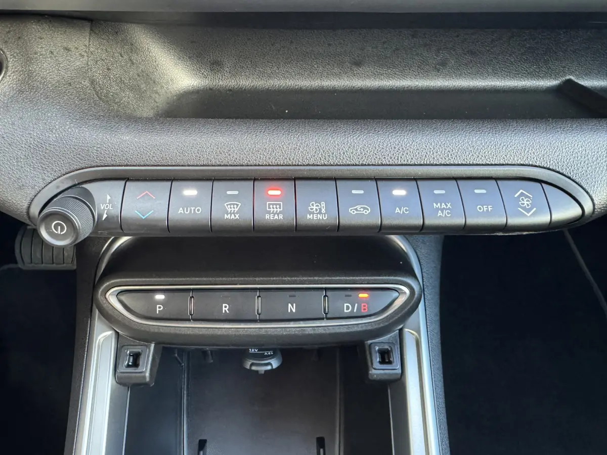 Summit 54 kWh SOH 96% Clima Camera Carplay Adaptive Cruise PDC voor en achter Half Leder