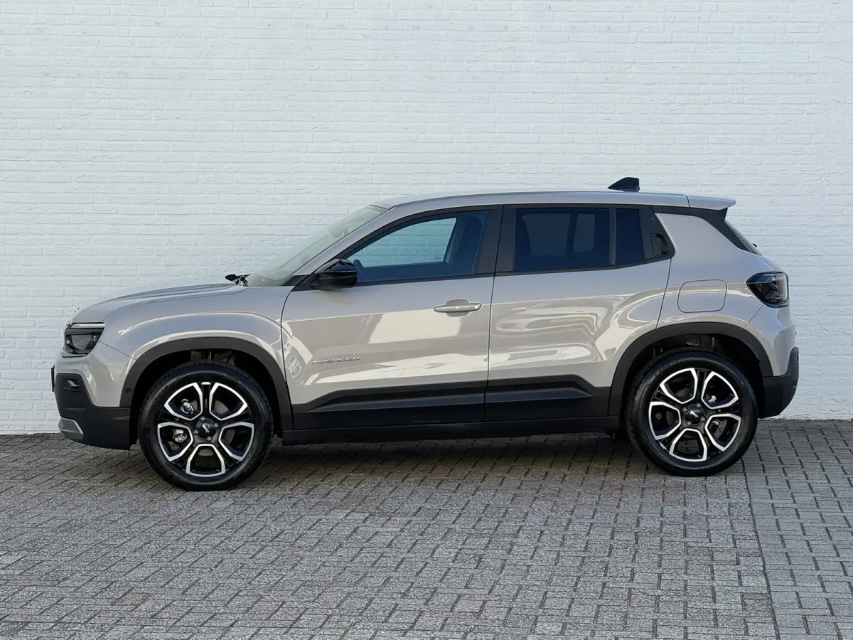 Summit 54 kWh SOH 96% Clima Camera Carplay Adaptive Cruise PDC voor en achter Half Leder