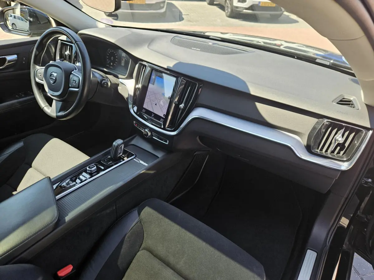 2.0 B3 Mild Hybrid Business Pro | Pano-dak | Camera