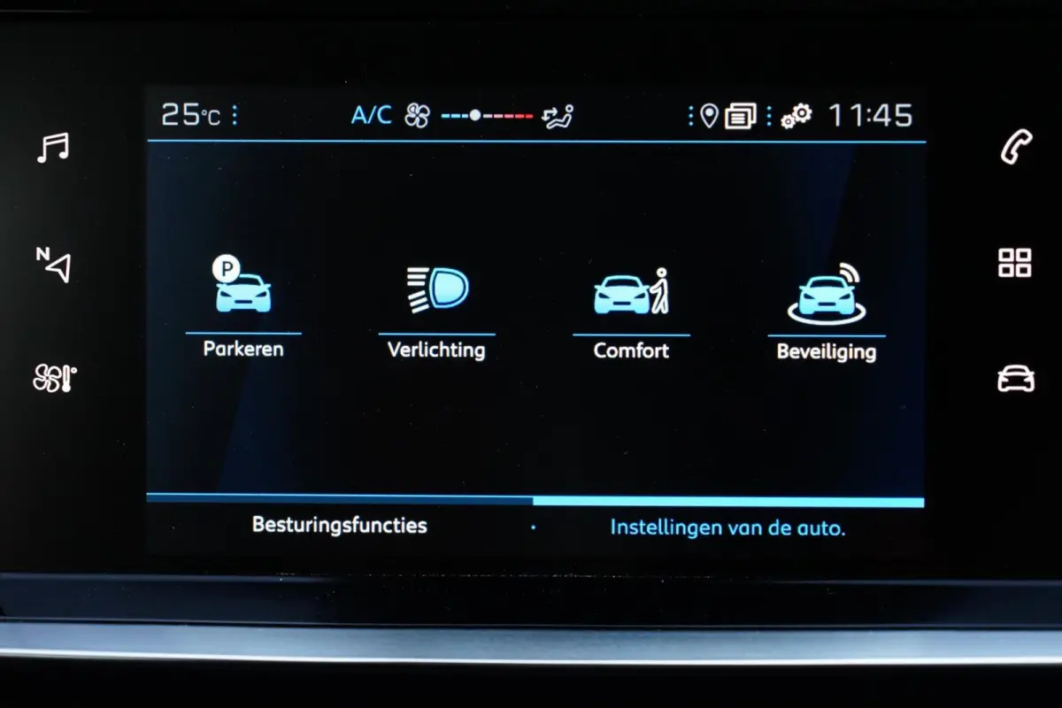 1.2 PureTech Active Pack, NL, PDC, CarPlay, LED, L.M.