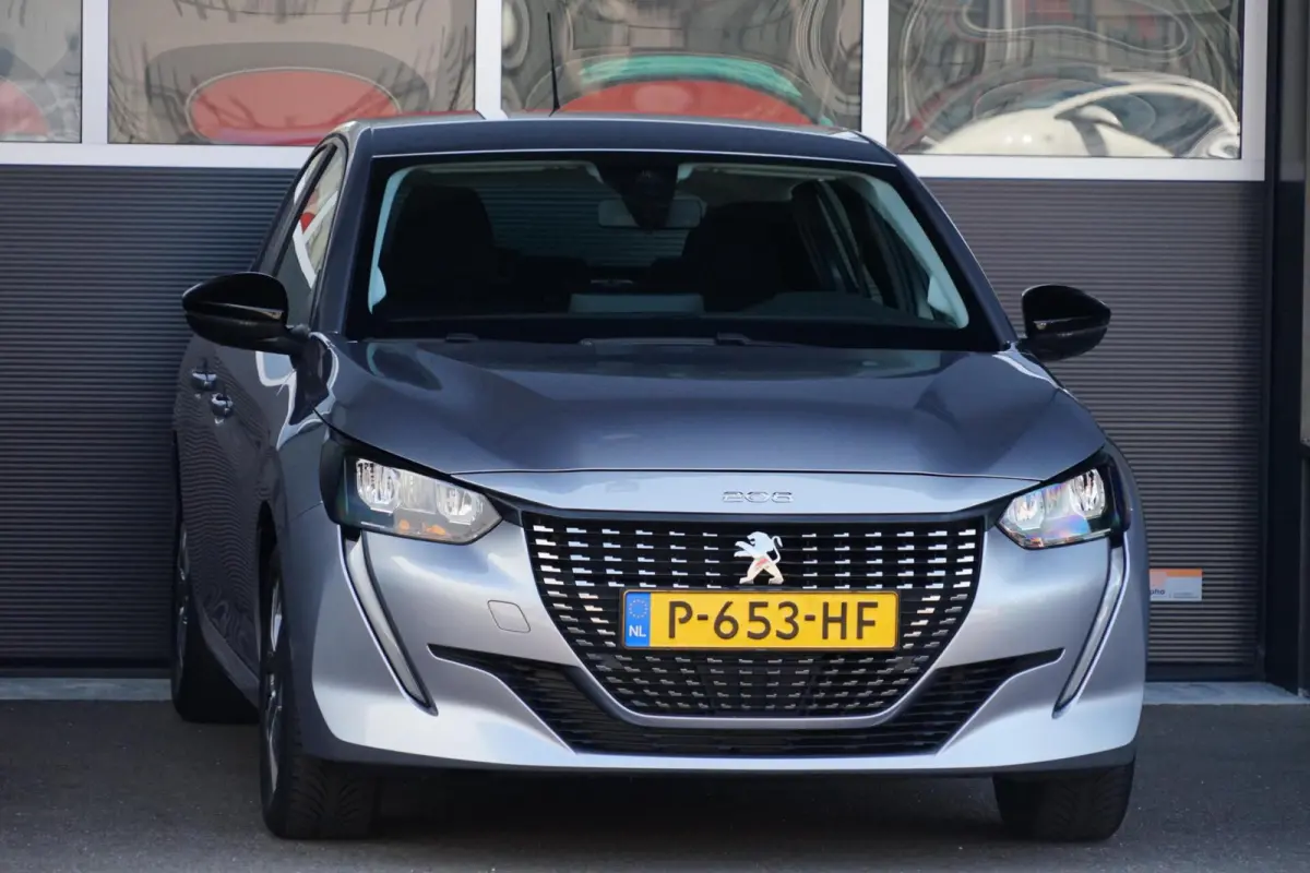 1.2 PureTech Active Pack, NL, PDC, CarPlay, LED, L.M.