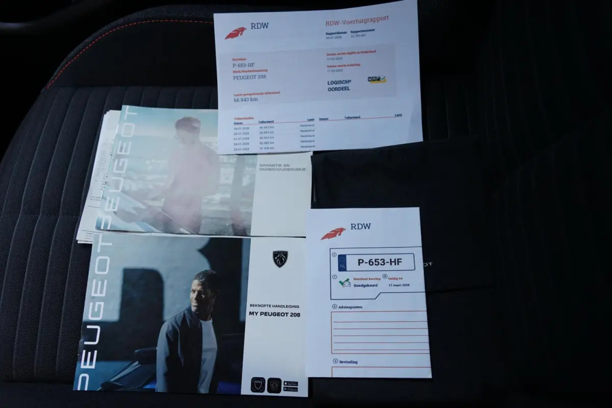 1.2 PureTech Active Pack, NL, PDC, CarPlay, LED, L.M.
