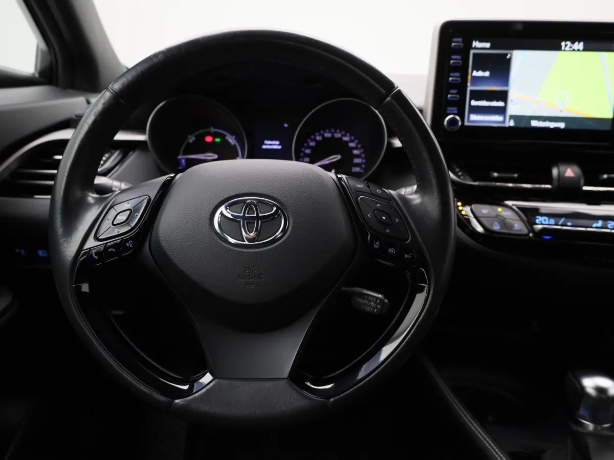 1.8 Hybrid Active | Automaat | Apple Carplay / Android Auto | Achteruitrijcamera | Adaptief Cruise Control | Parkeersensoren |