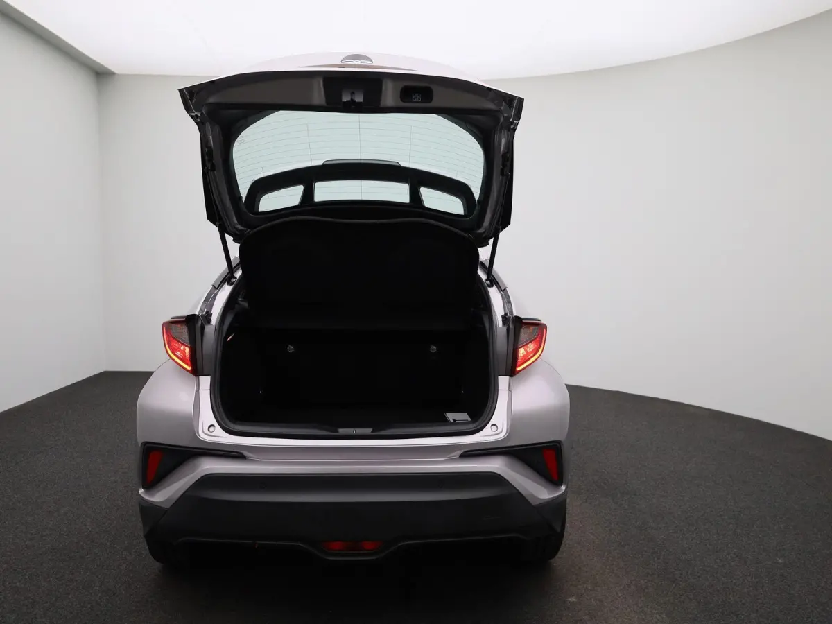 1.8 Hybrid Active | Automaat | Apple Carplay / Android Auto | Achteruitrijcamera | Adaptief Cruise Control | Parkeersensoren |