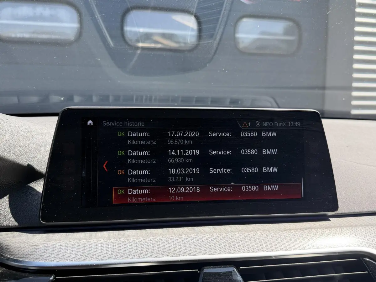 520d Executive M-Sport | Camera | Harmon Kardon | Navigatie | Elektrische Achterklep | 19 Inch Lichtmetalen Velgen |