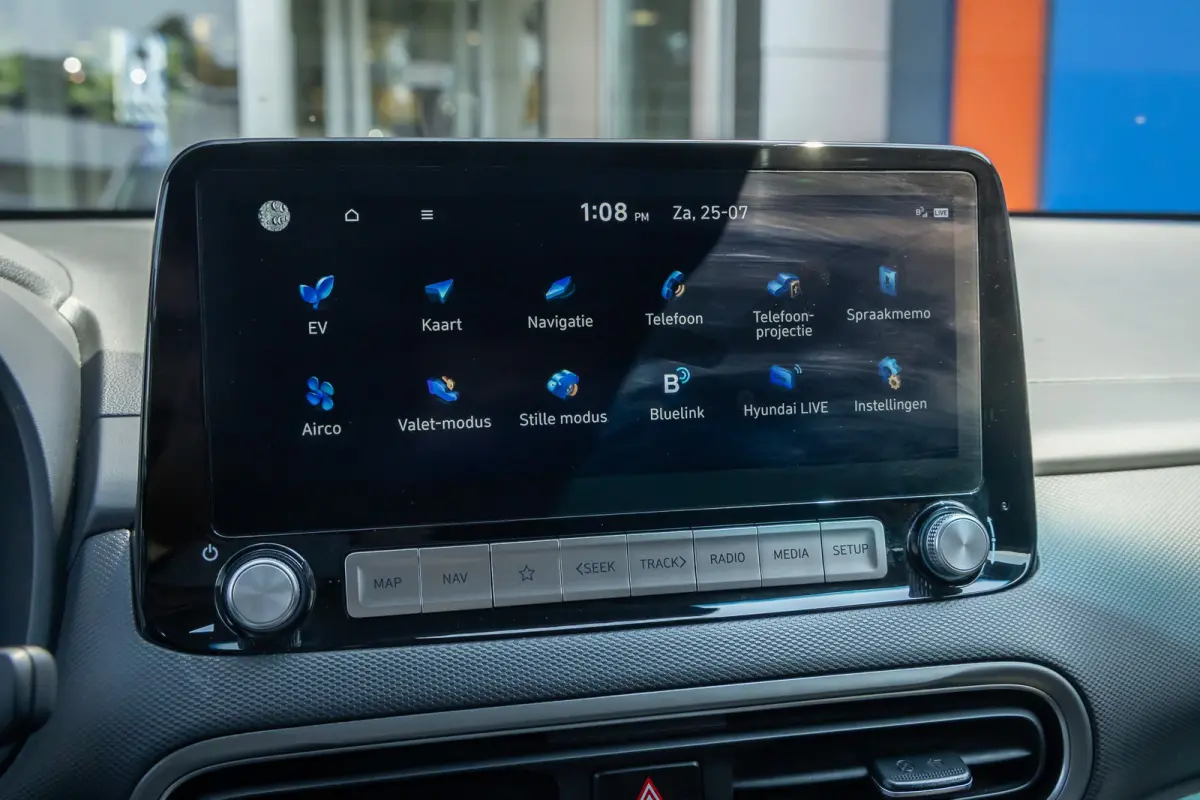 EV Fashion 64 kWh | Camera | Stoelverwarmig | Cruise control adaptief | Head-up display | Dodehoek detectie | Digitaal dashboard | Apple Carplay/Android Auto | Achteruitrijcamera | Apple Car