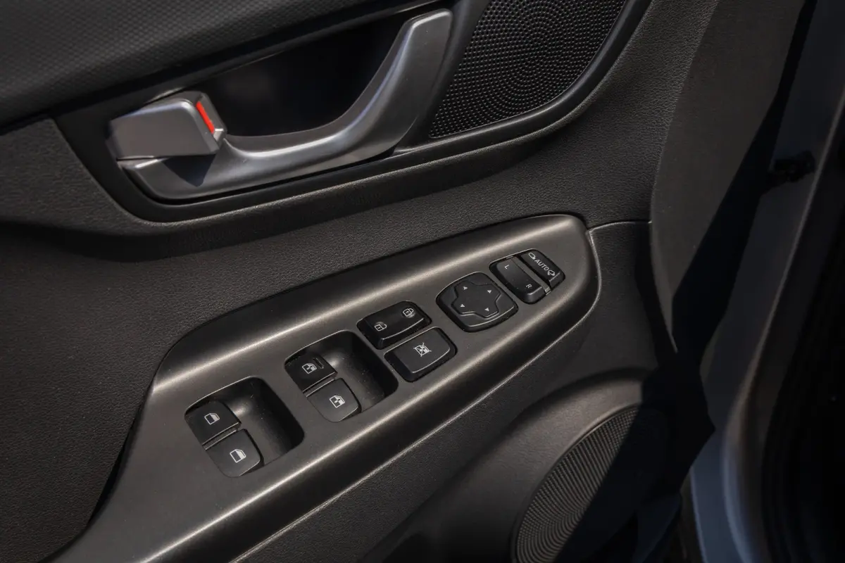 EV Fashion 64 kWh | Camera | Stoelverwarmig | Cruise control adaptief | Head-up display | Dodehoek detectie | Digitaal dashboard | Apple Carplay/Android Auto | Achteruitrijcamera | Apple Car