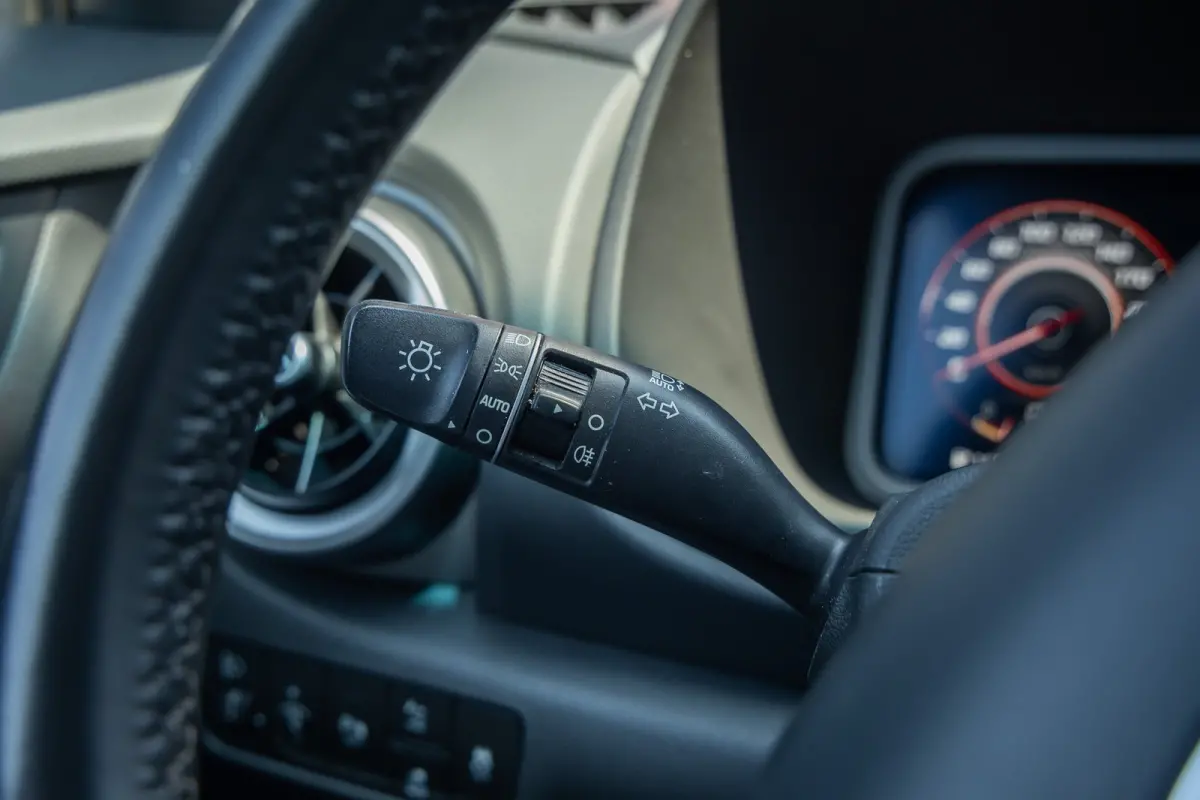 EV Fashion 64 kWh | Camera | Stoelverwarmig | Cruise control adaptief | Head-up display | Dodehoek detectie | Digitaal dashboard | Apple Carplay/Android Auto | Achteruitrijcamera | Apple Car
