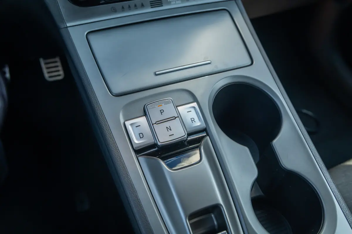 EV Fashion 64 kWh | Camera | Stoelverwarmig | Cruise control adaptief | Head-up display | Dodehoek detectie | Digitaal dashboard | Apple Carplay/Android Auto | Achteruitrijcamera | Apple Car