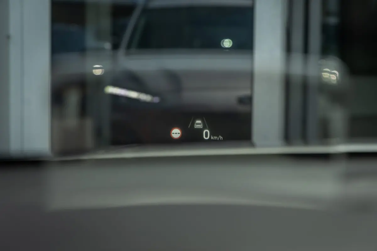 EV Fashion 64 kWh | Camera | Stoelverwarmig | Cruise control adaptief | Head-up display | Dodehoek detectie | Digitaal dashboard | Apple Carplay/Android Auto | Achteruitrijcamera | Apple Car