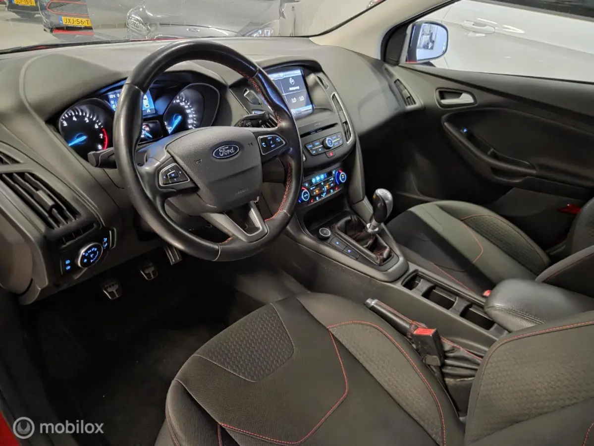 1.5 EcoBoost 150pk ST-Line Red Edition