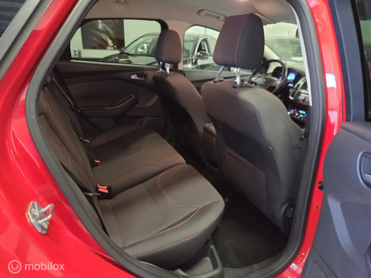 1.5 EcoBoost 150pk ST-Line Red Edition