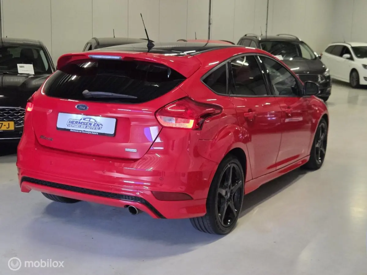 1.5 EcoBoost 150pk ST-Line Red Edition