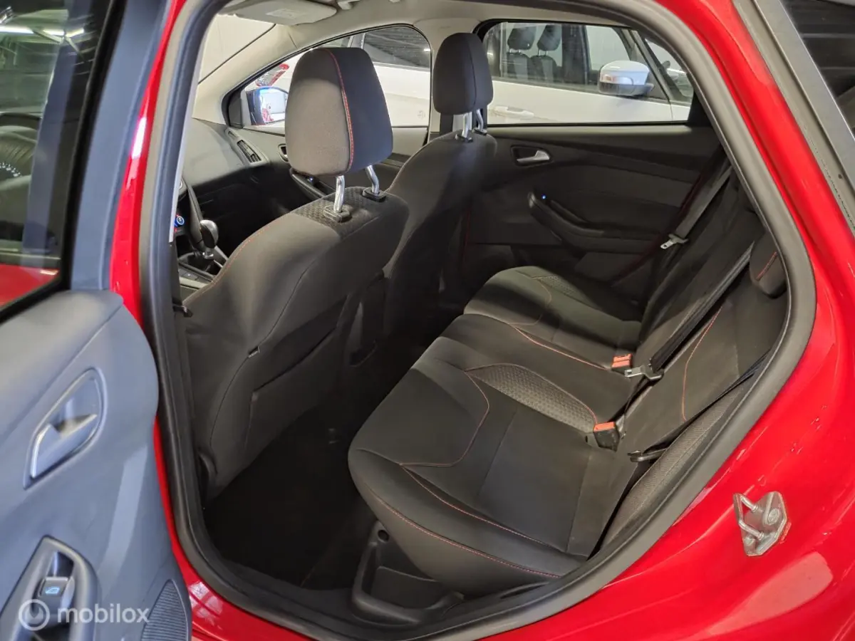 1.5 EcoBoost 150pk ST-Line Red Edition