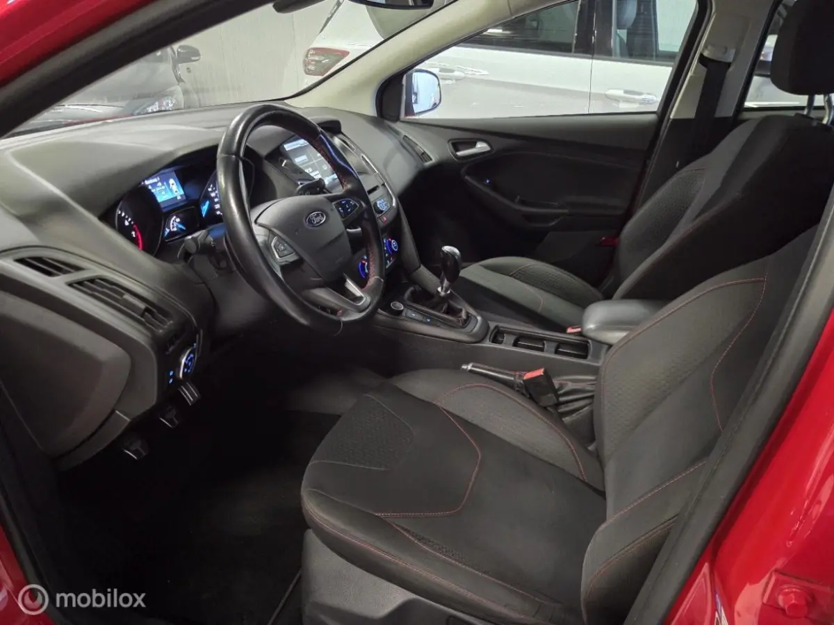 1.5 EcoBoost 150pk ST-Line Red Edition