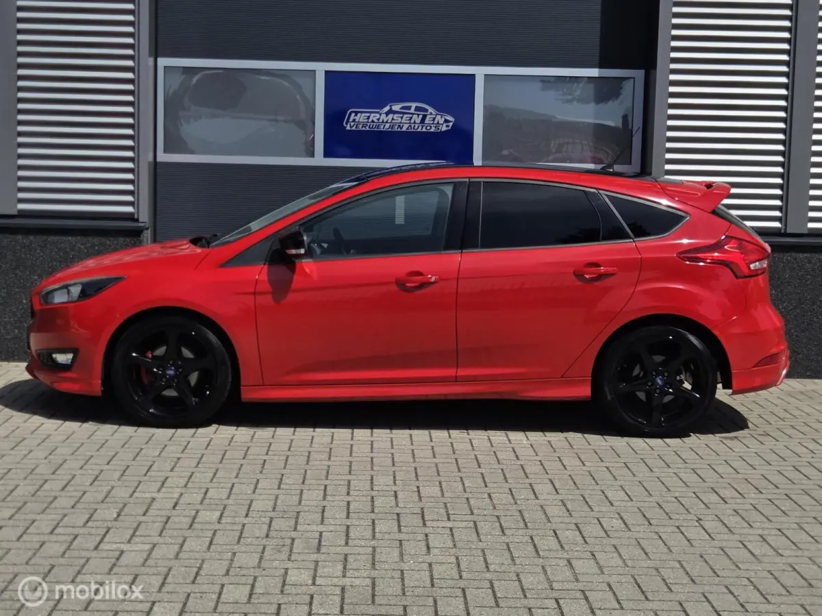 1.5 EcoBoost 150pk ST-Line Red Edition distributie nw.