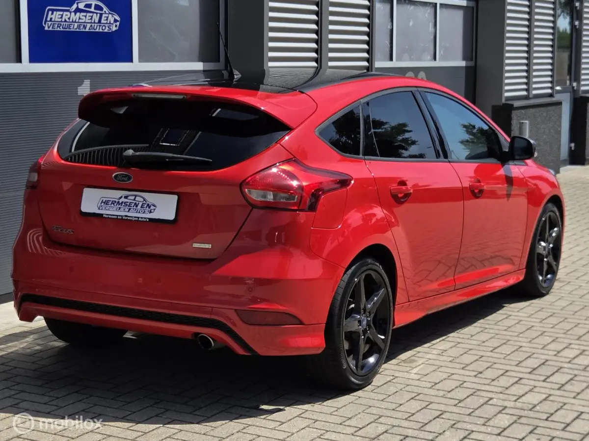 1.5 EcoBoost 150pk ST-Line Red Edition distributie nw.