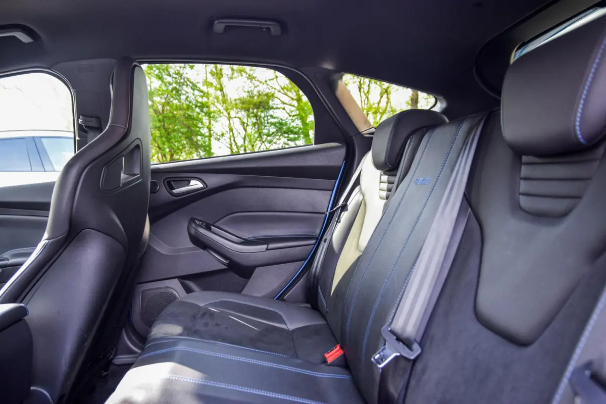 2.3 RS | RS Seats | Bull-X | Carplay | Recaro | Camera