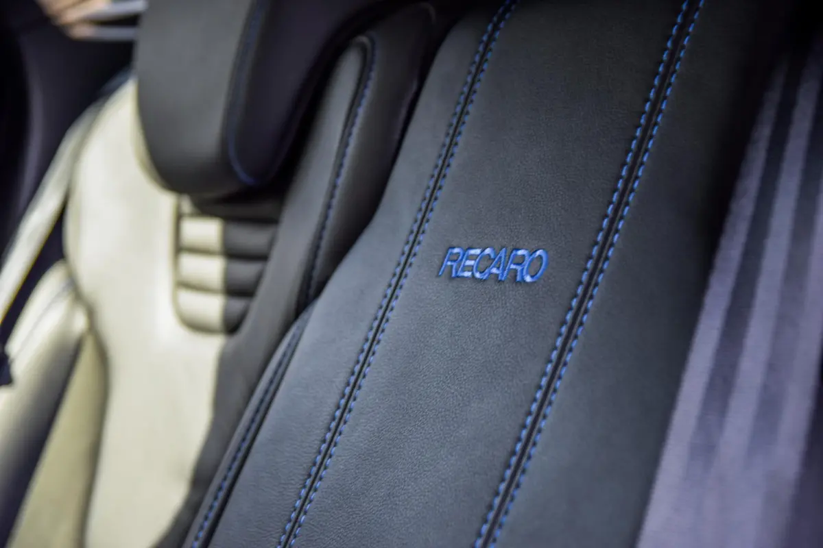 2.3 RS | RS Seats | Bull-X | Carplay | Recaro | Camera