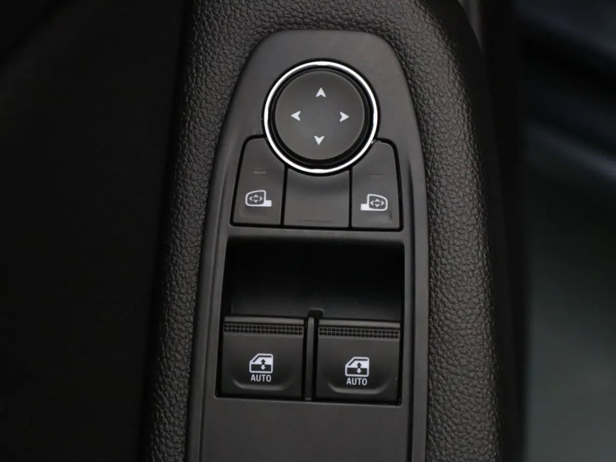 100pk TCe Zen Apple Carplay/Android Auto | Airco