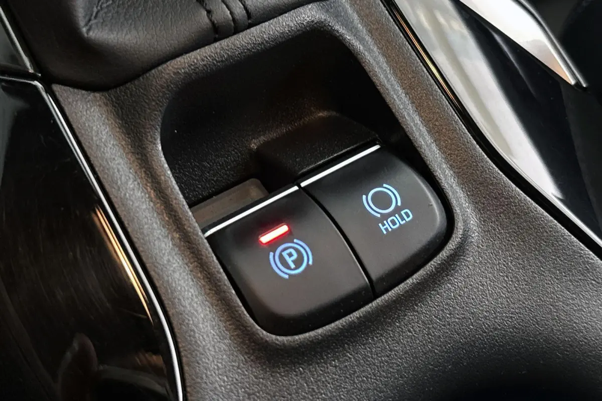 2.0 Hybrid Business Plus Stoelverwarming Camera Climate Control