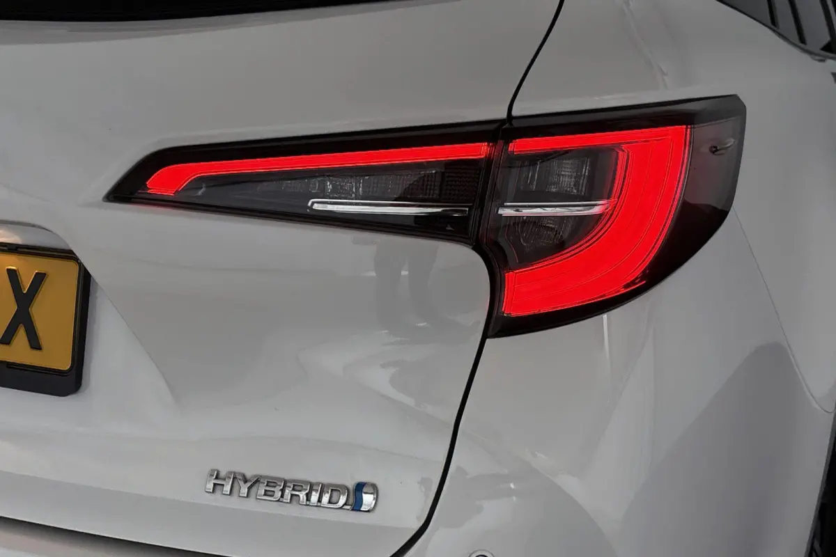 2.0 Hybrid Business Plus Stoelverwarming Camera Climate Control