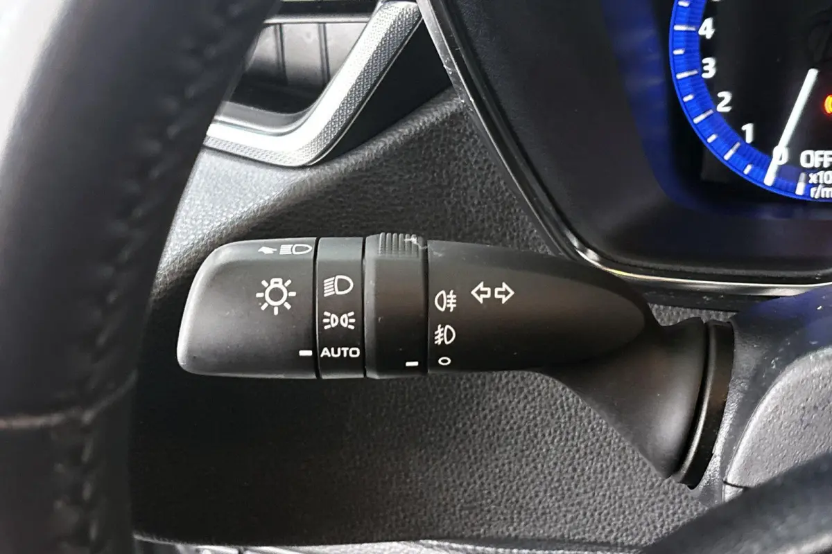 2.0 Hybrid Business Plus Stoelverwarming Camera Climate Control