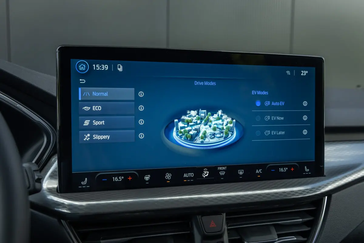 2.5 PHEV Titanium | Adaptvie Cruise | Wegklap trekhaak | BLIS | 360 Camera