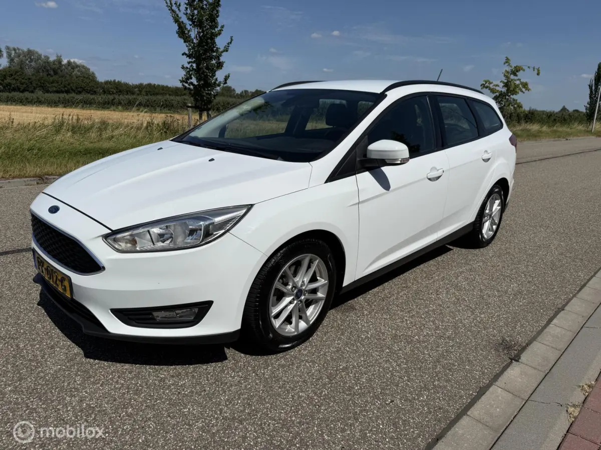 1.0 Titanium Zeer nette auto