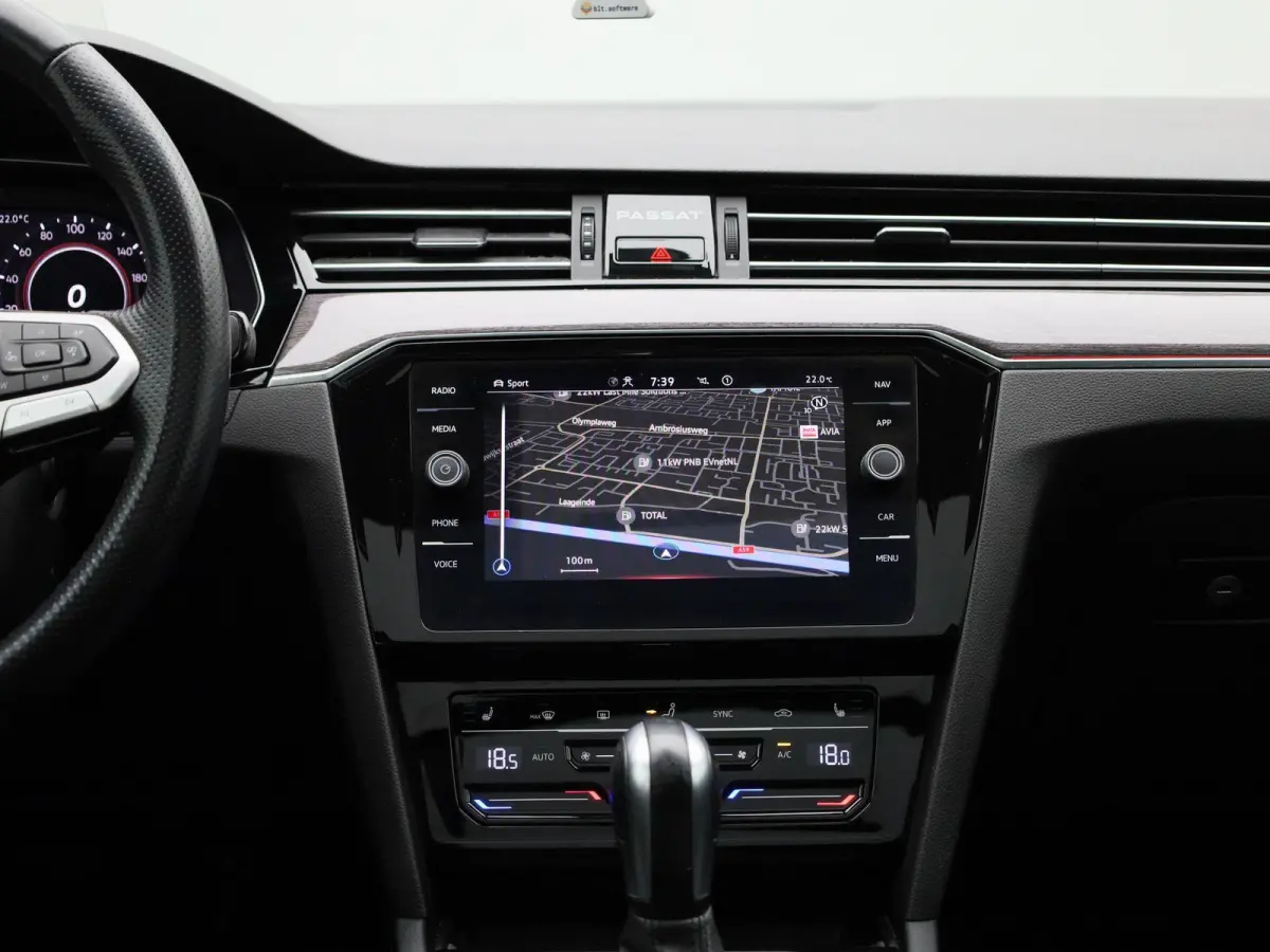 1.4 TSI PHEV GTE Business | Automaat | Apple Carplay / Android Auto | Panoramadak | Achteruitrijcamera | Parkeersensoren | Stoelverwarming |