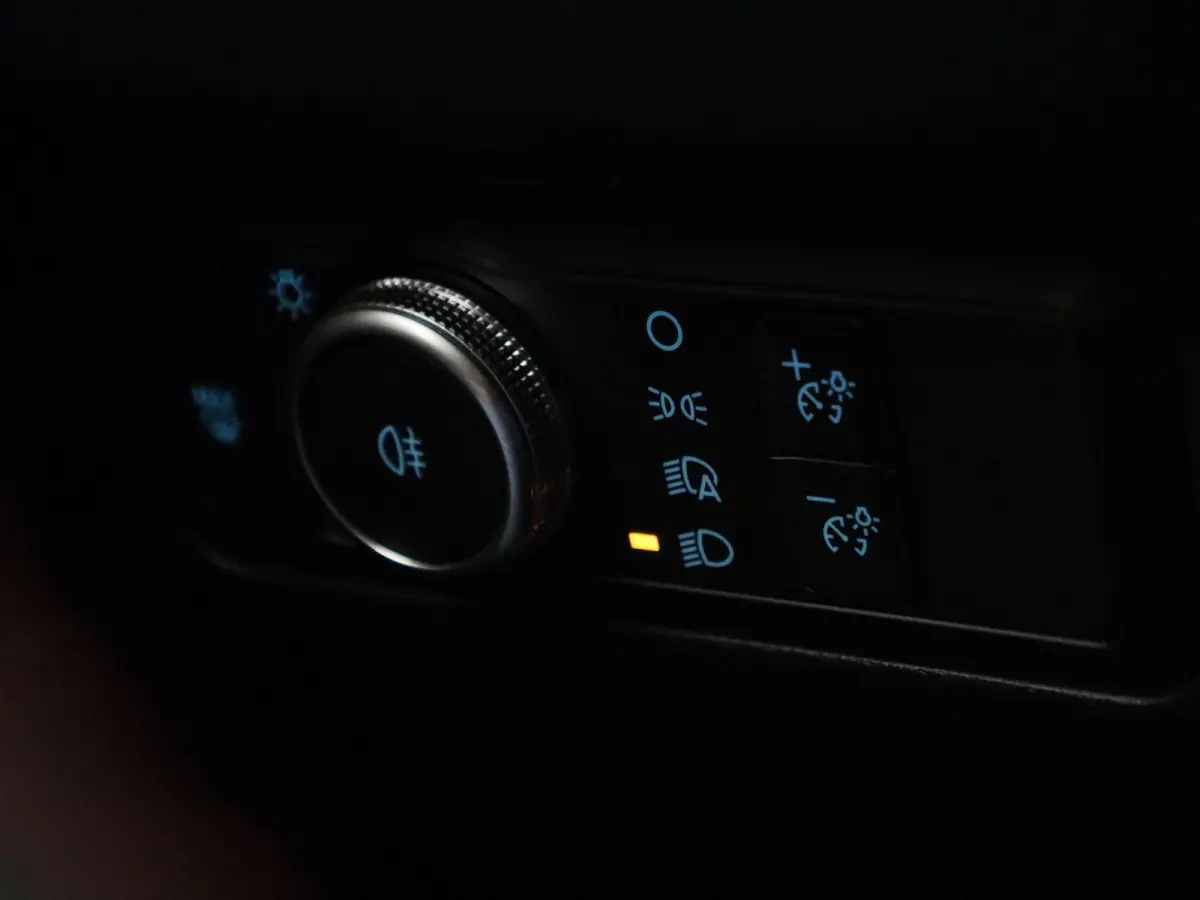 Extended First Edition AWD 98 kWh Afneembare trekhaak | Panorama dak | Elektrische Voorstoelen