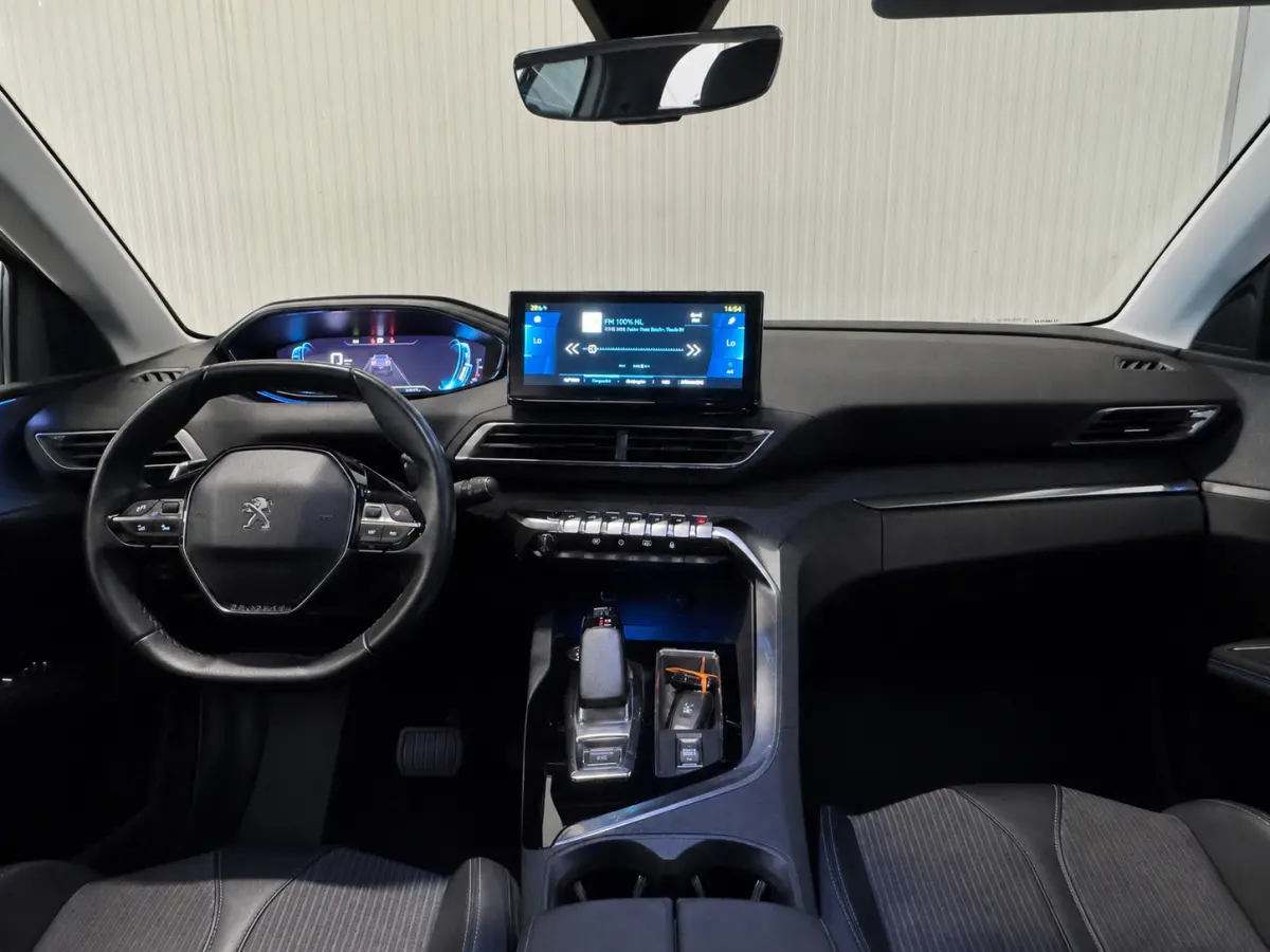 1.6 Hybrid Allure | BLACK OPTIC | 360 CAMERA | LED | VIRTUAL DASH