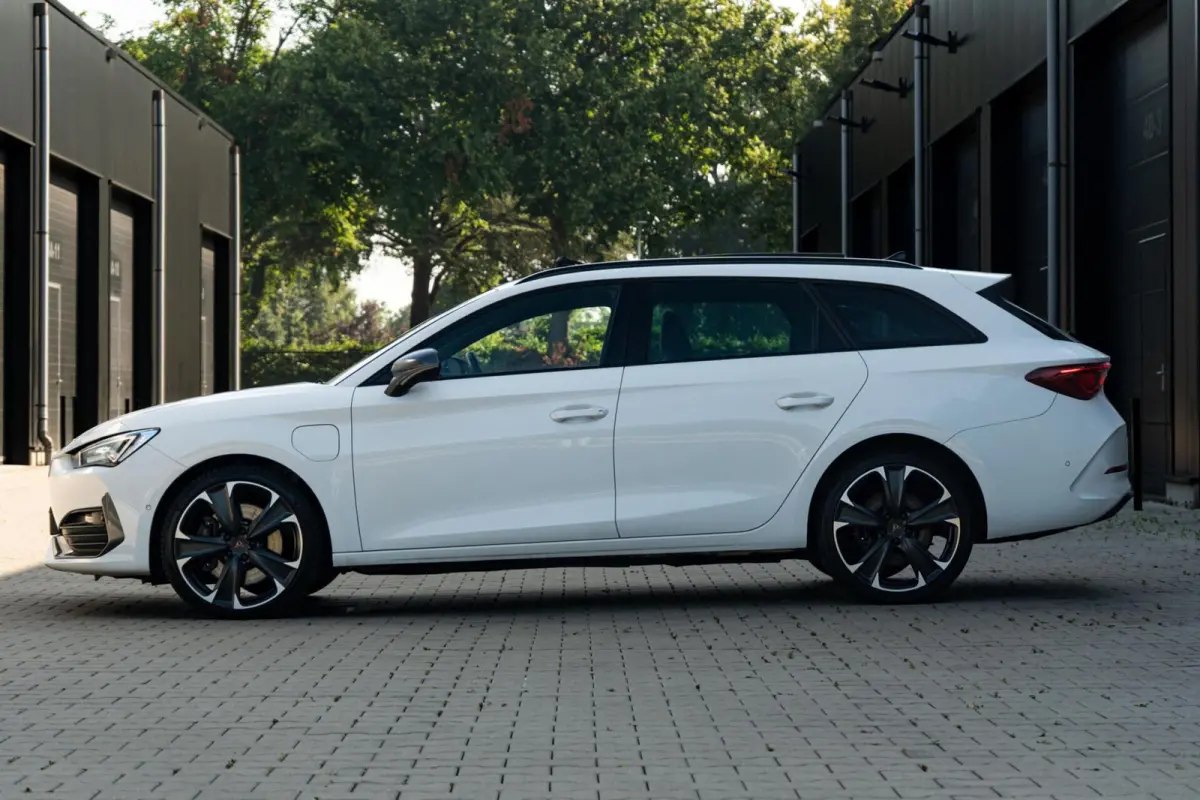 1.4 e-Hybrid VZ Copper *Pano* Vol*