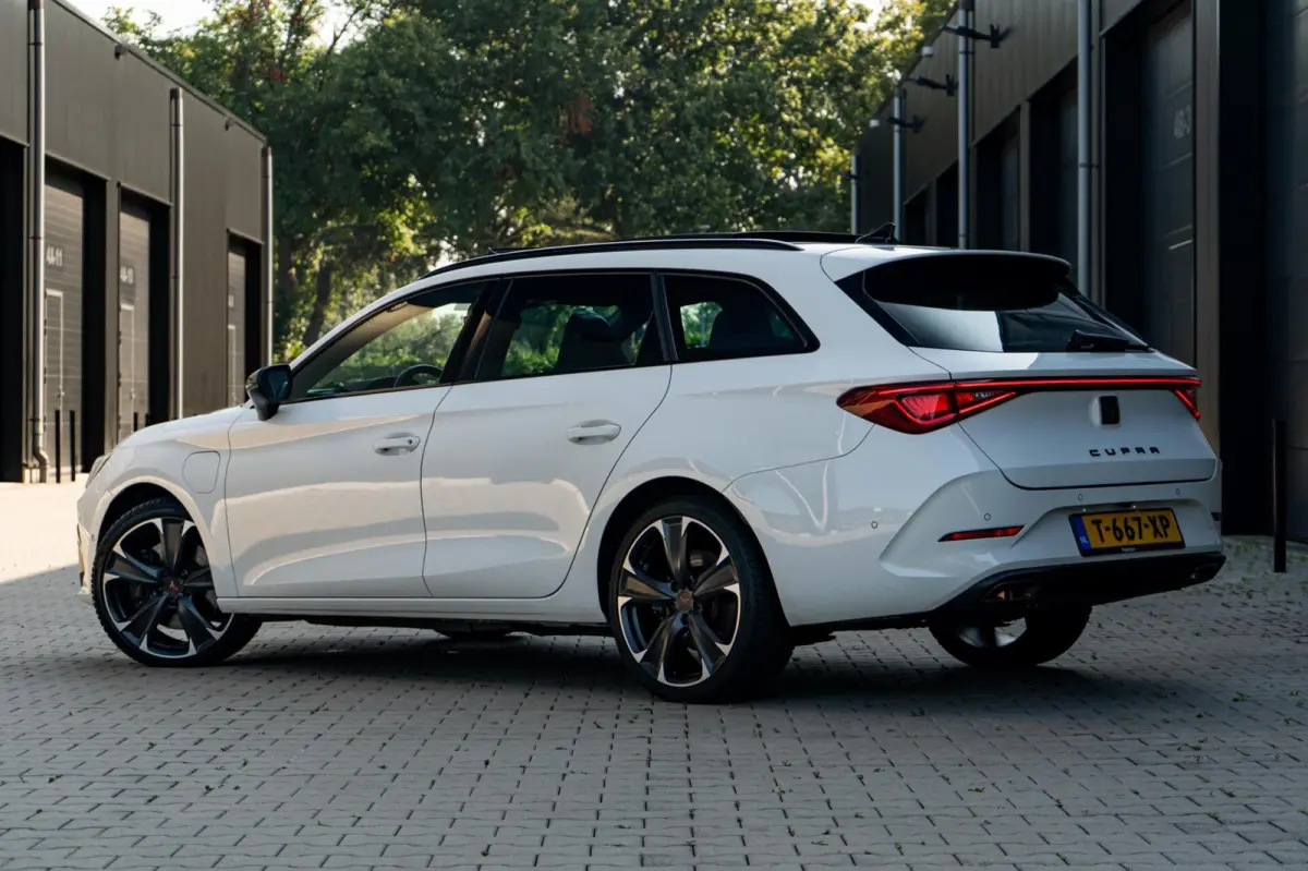 1.4 e-Hybrid VZ Copper *Pano* Vol*