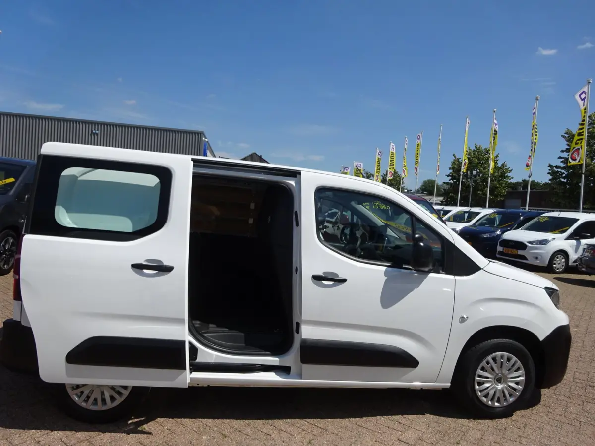 1.2 PureTech Pro BENZINE AIRCO NAVI CRUISE CONTROL PDC SCHUIFDEUR