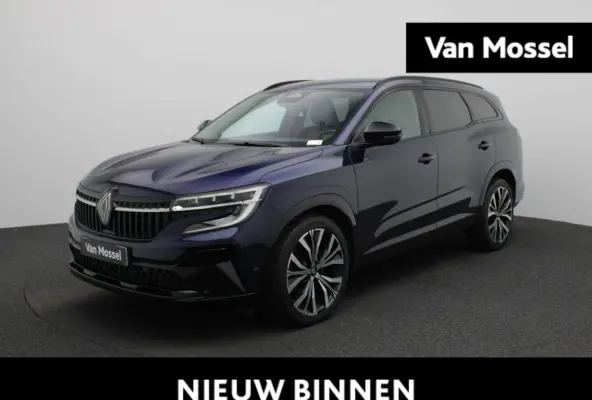 E-Tech full hybrid 200 iconic 5p. | Automaat | Apple Carplay / Android Auto | Harman/Kardon | Achteruitrijcamera | Parkeersensoren | Sfeerverlichting | Trekhaak |