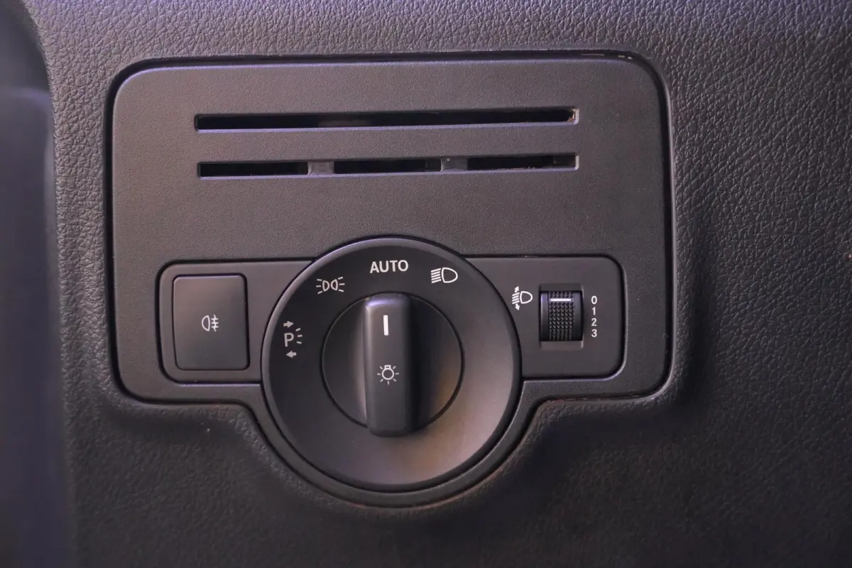 114 CDI 136 pk Aut. Lang Glazenwasser Edition Airco, Cruise Control, Imperiaal, Trekhaak, 2-Zits