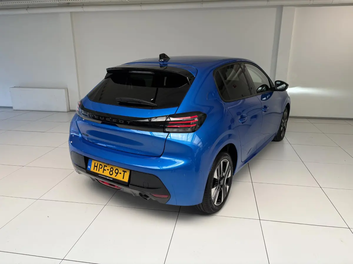 1.2 PureTech 100 Allure | Navigatie | Camera voor en achter | Blind Spot Monitor |